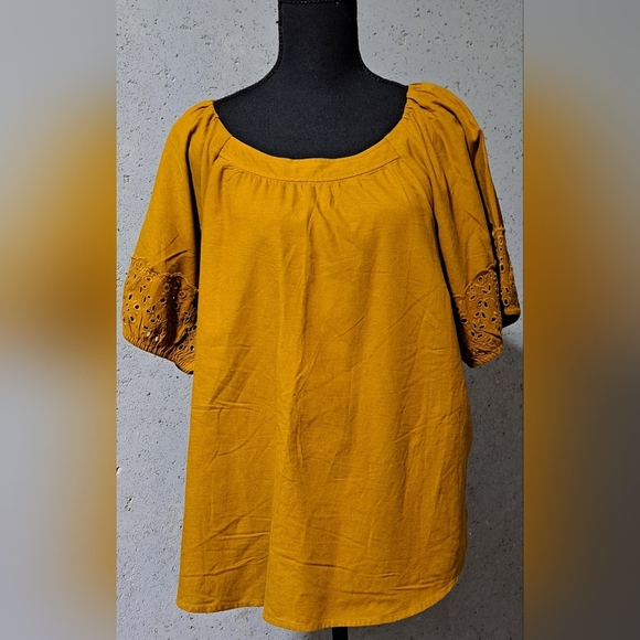 #043 Sz L Old Navy Mustard Blouse - Picture 2 of 11